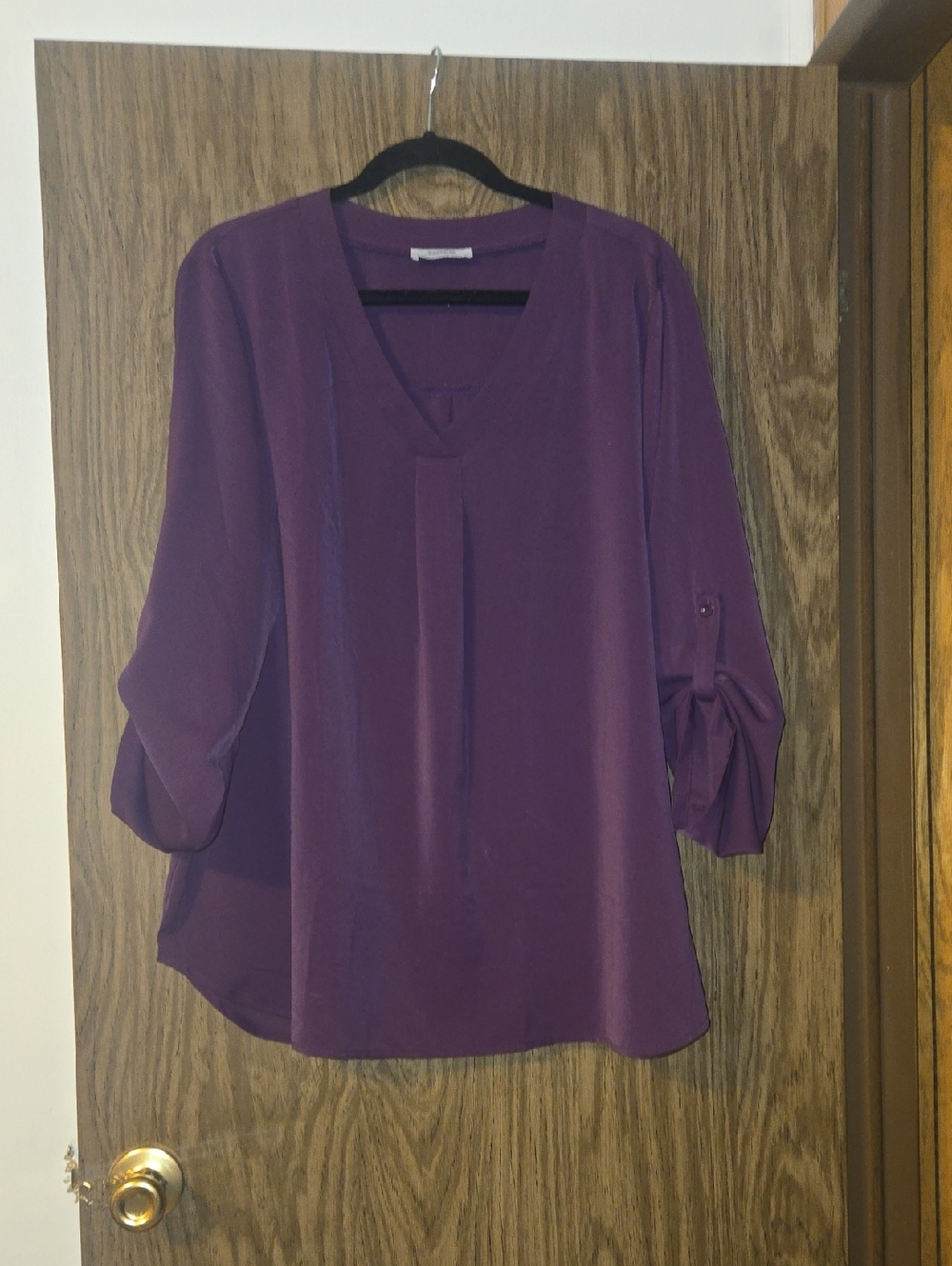 Women's Purple V-Neck Roll-Sleeve Blouse